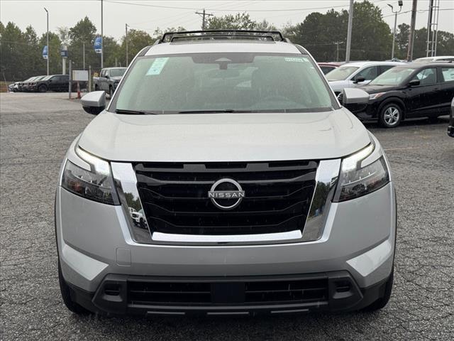 new 2025 Nissan Pathfinder car, priced at $38,890