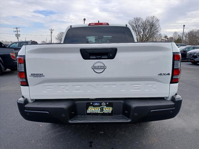 new 2025 Nissan Frontier car, priced at $36,186