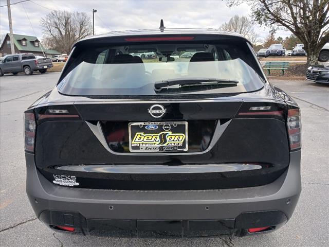 new 2025 Nissan Kicks car, priced at $23,502