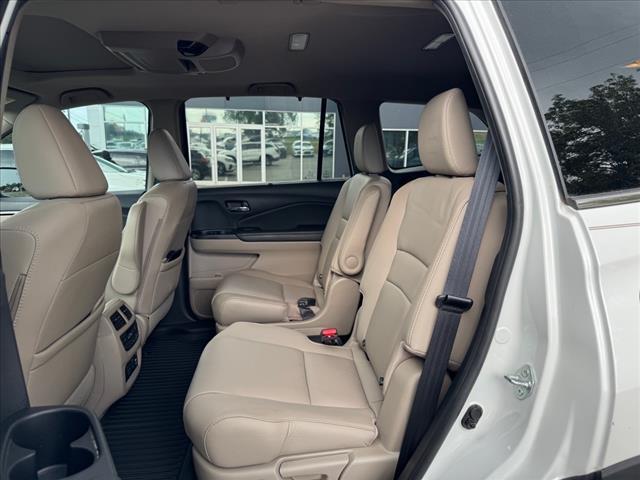 used 2021 Honda Pilot car, priced at $28,100