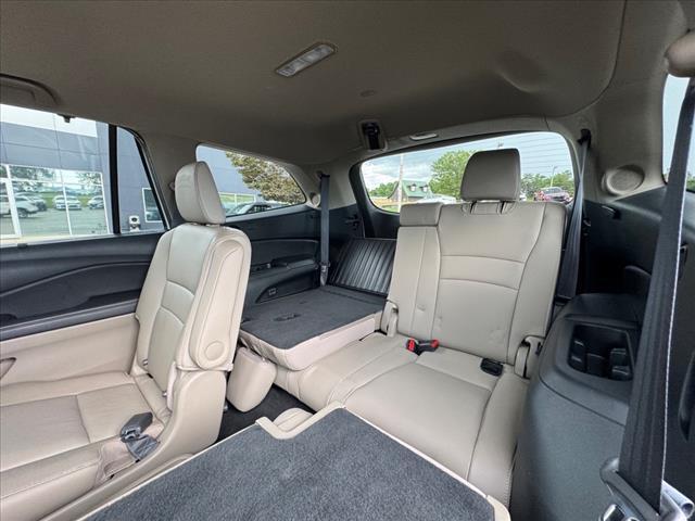 used 2021 Honda Pilot car, priced at $28,100