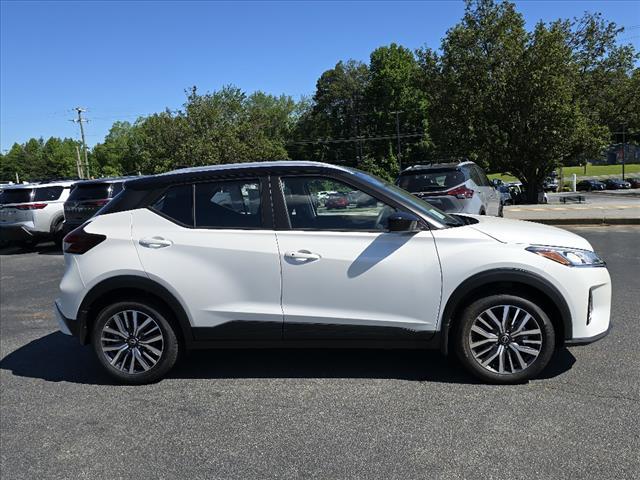 new 2024 Nissan Kicks car, priced at $24,338