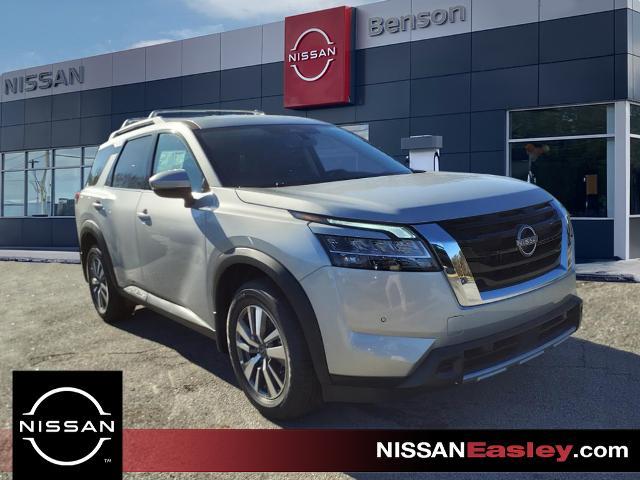 new 2024 Nissan Pathfinder car, priced at $44,017