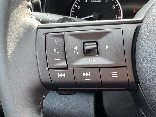 new 2025 Nissan Pathfinder car, priced at $35,409