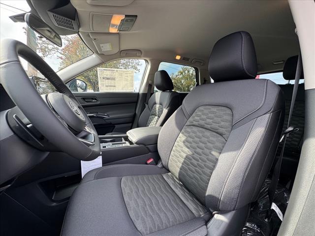 new 2025 Nissan Pathfinder car, priced at $35,409