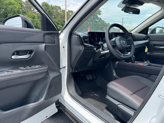 new 2025 Nissan Kicks car, priced at $30,551