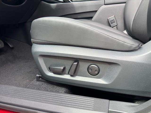 new 2025 Nissan Rogue car, priced at $33,378