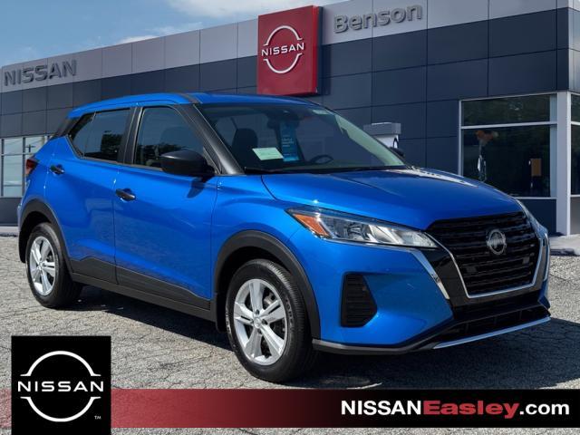 new 2025 Nissan Kicks Play car, priced at $23,555