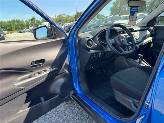 new 2025 Nissan Kicks Play car, priced at $23,555