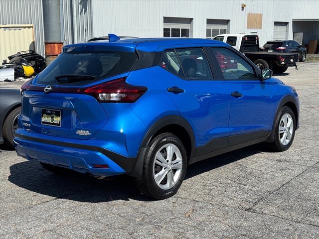 new 2025 Nissan Kicks Play car, priced at $23,555