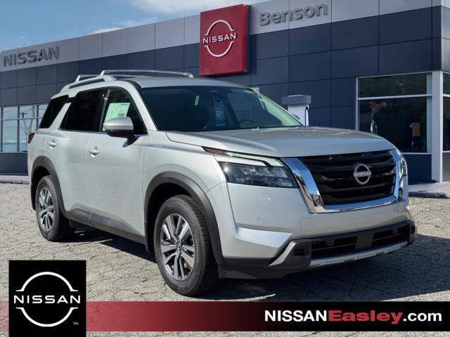 new 2025 Nissan Pathfinder car, priced at $42,419