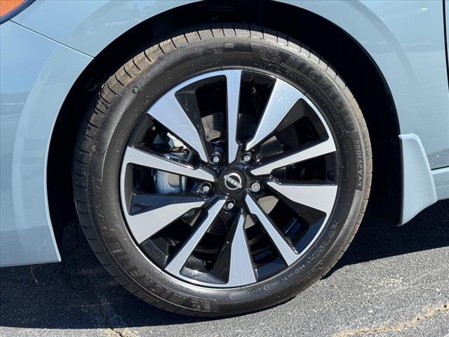 new 2025 Nissan Sentra car, priced at $26,191