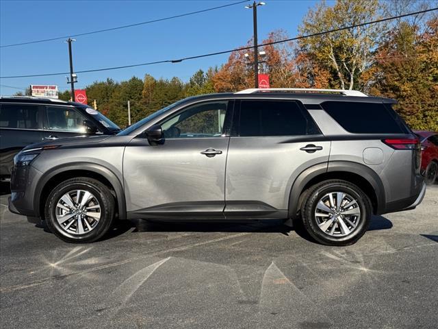 used 2025 Nissan Pathfinder car, priced at $34,990