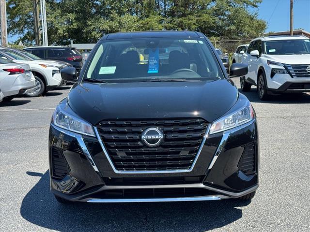 new 2025 Nissan Kicks Play car, priced at $23,540