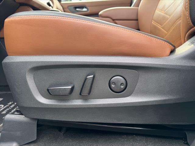 used 2023 Nissan Pathfinder car, priced at $37,850