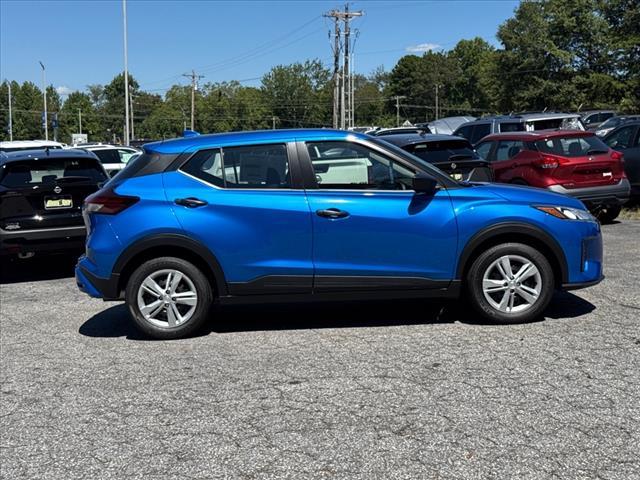 new 2025 Nissan Kicks Play car, priced at $23,101