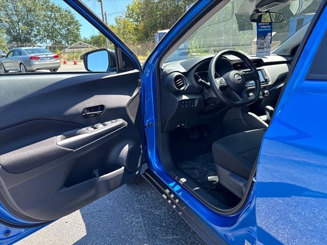 new 2025 Nissan Kicks Play car, priced at $23,101