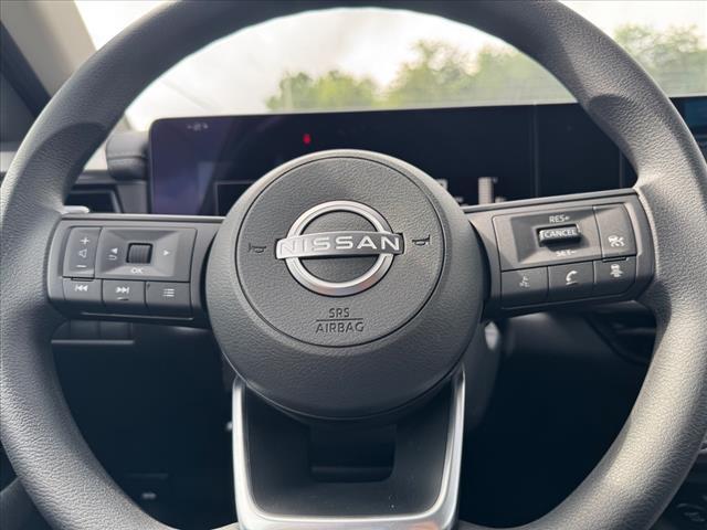 new 2025 Nissan Kicks car, priced at $27,015