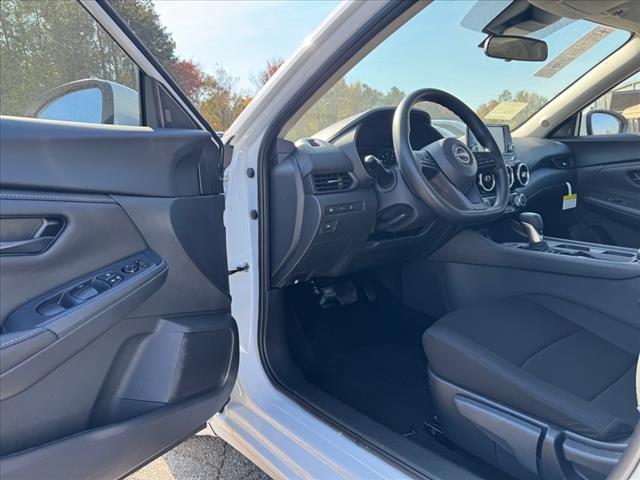 new 2025 Nissan Sentra car, priced at $22,334