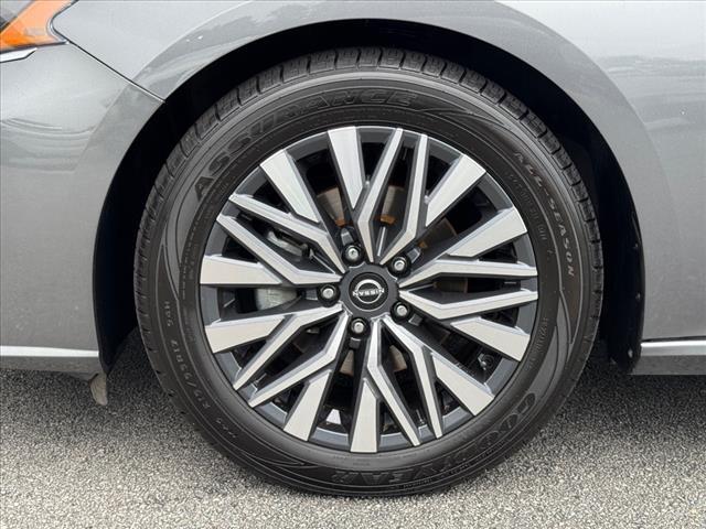 used 2024 Nissan Altima car, priced at $23,300