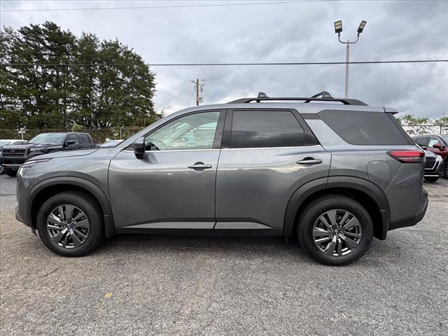 new 2025 Nissan Pathfinder car, priced at $39,365