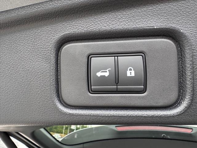 new 2025 Nissan Pathfinder car, priced at $39,365