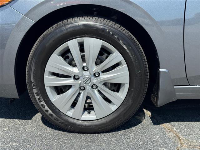new 2025 Nissan Sentra car, priced at $22,428
