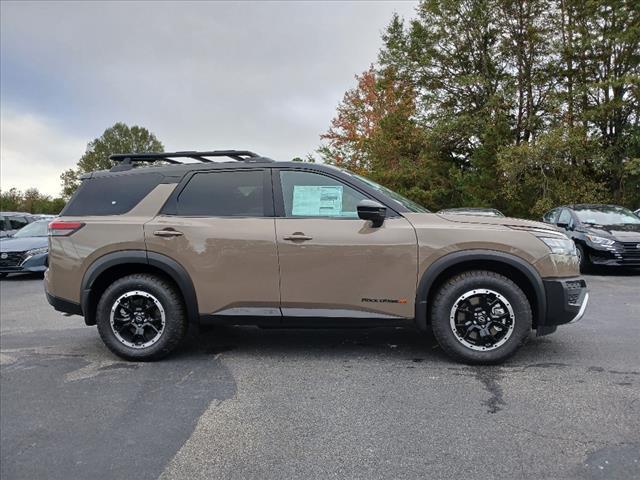 new 2025 Nissan Pathfinder car, priced at $48,070