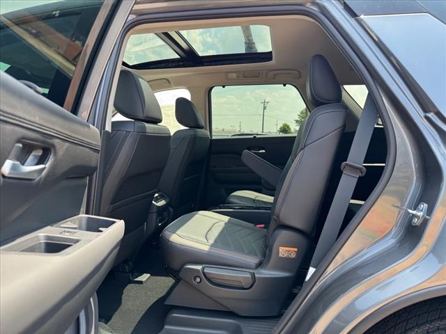 new 2025 Nissan Pathfinder car, priced at $49,517