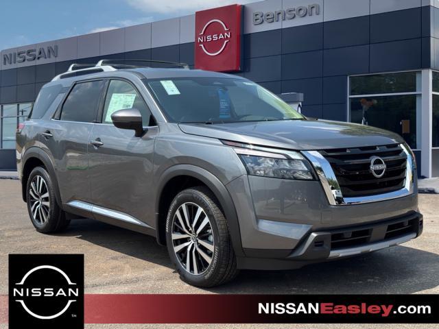 new 2025 Nissan Pathfinder car, priced at $49,517