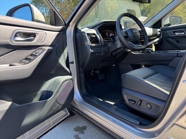 new 2025 Nissan Rogue car, priced at $36,442