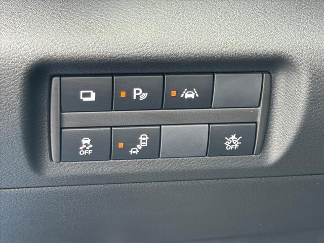 new 2025 Nissan Kicks Play car, priced at $23,555