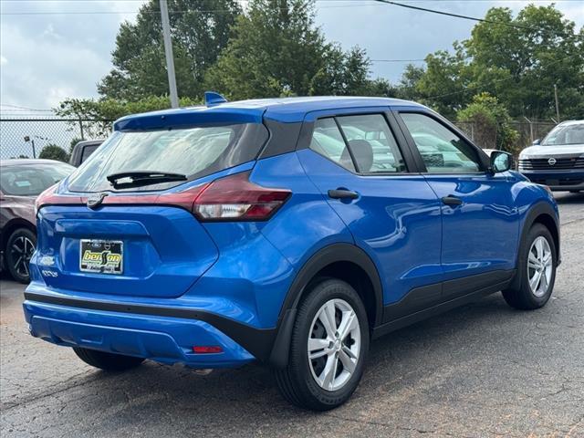 new 2025 Nissan Kicks Play car, priced at $23,555