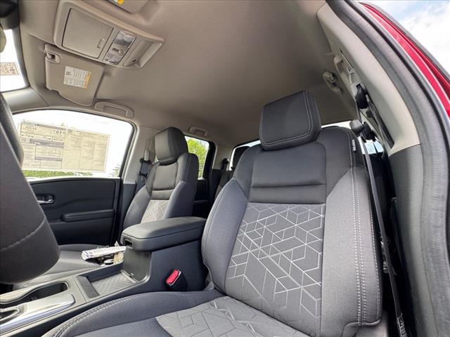 new 2025 Nissan Frontier car, priced at $41,401