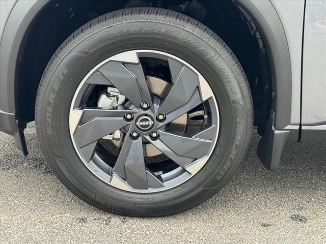 new 2025 Nissan Rogue car, priced at $32,244