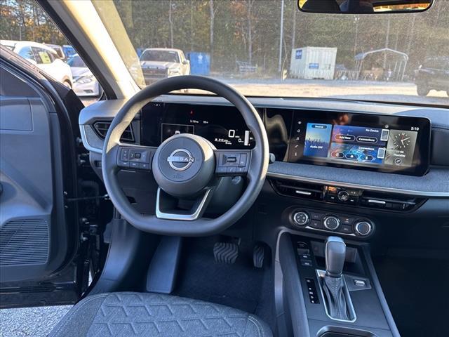 new 2025 Nissan Kicks car, priced at $23,980