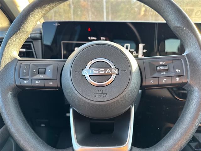 new 2025 Nissan Kicks car, priced at $23,980