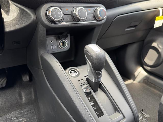 new 2025 Nissan Kicks Play car, priced at $23,527