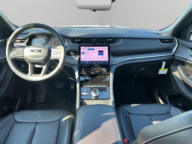 new 2025 Jeep Grand Cherokee L car, priced at $47,250