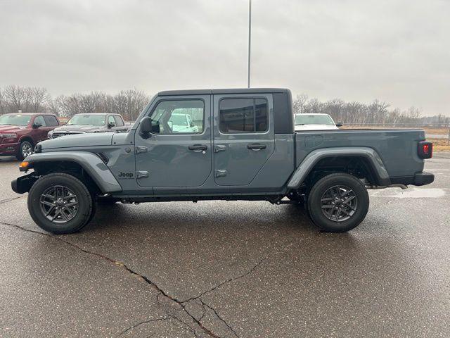 new 2025 Jeep Gladiator car, priced at $43,738