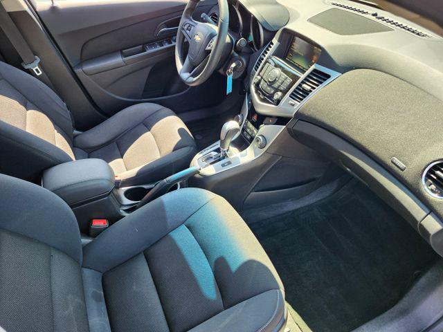 used 2015 Chevrolet Cruze car, priced at $10,000