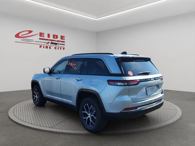 new 2025 Jeep Grand Cherokee car, priced at $42,941