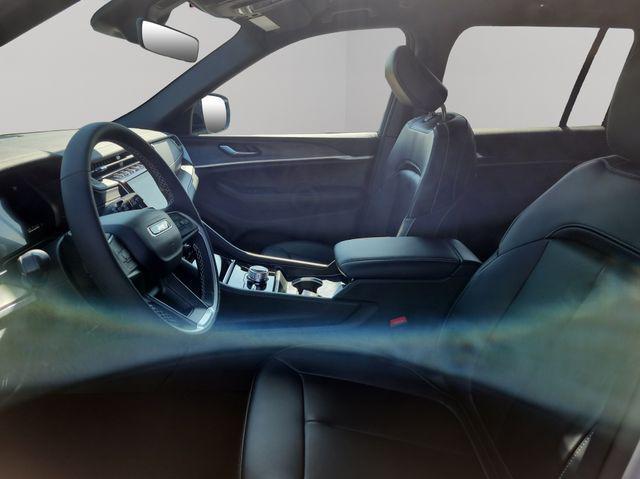 new 2025 Jeep Grand Cherokee car, priced at $42,941