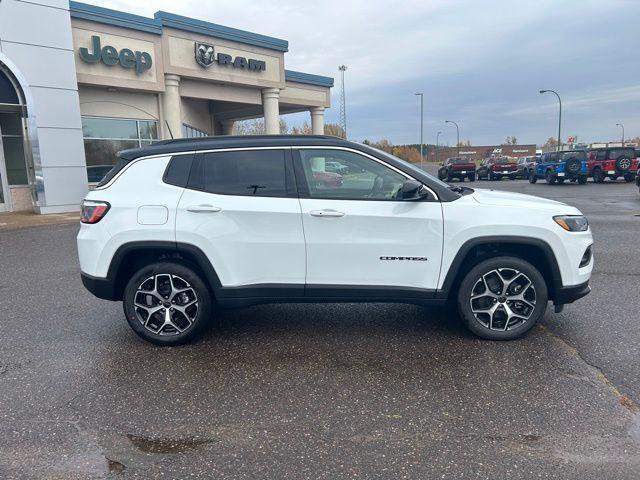 new 2025 Jeep Compass car, priced at $31,918