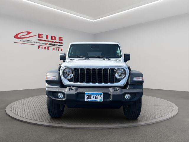 new 2025 Jeep Wrangler car, priced at $39,000