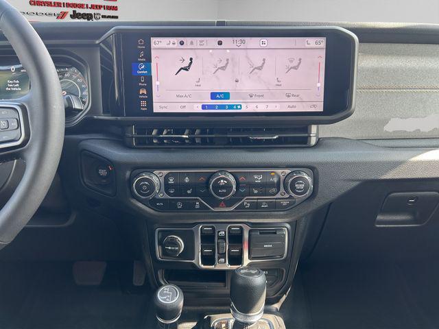 new 2025 Jeep Wrangler car, priced at $39,000