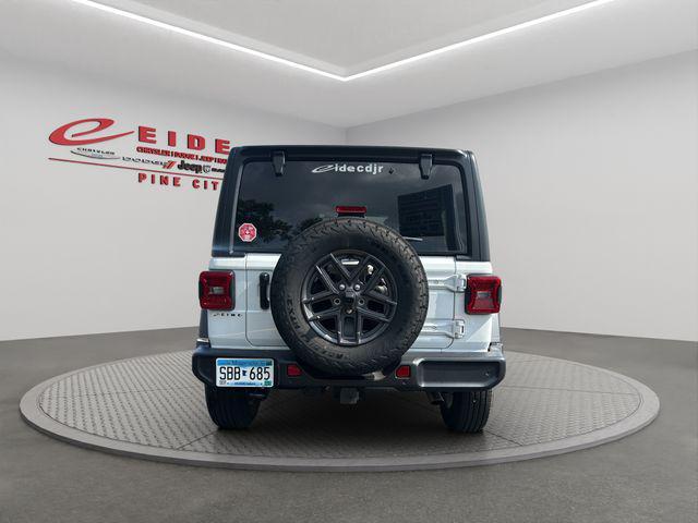 new 2025 Jeep Wrangler car, priced at $39,000