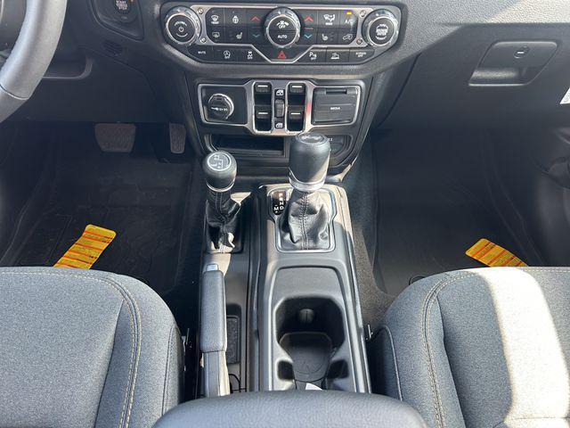 new 2025 Jeep Wrangler car, priced at $39,000