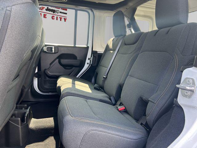 new 2025 Jeep Wrangler car, priced at $39,000