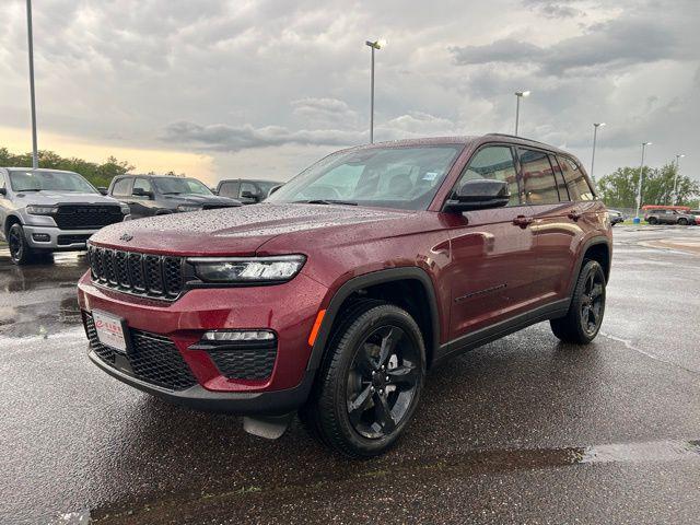new 2025 Jeep Grand Cherokee car, priced at $47,186